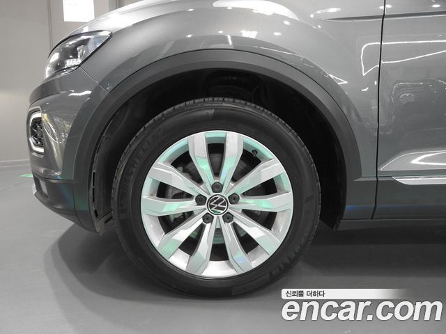 Volkswagen T-Roc 2021 — photo 5