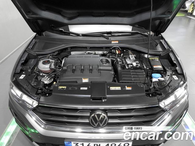 Volkswagen T-Roc 2021 — photo 6