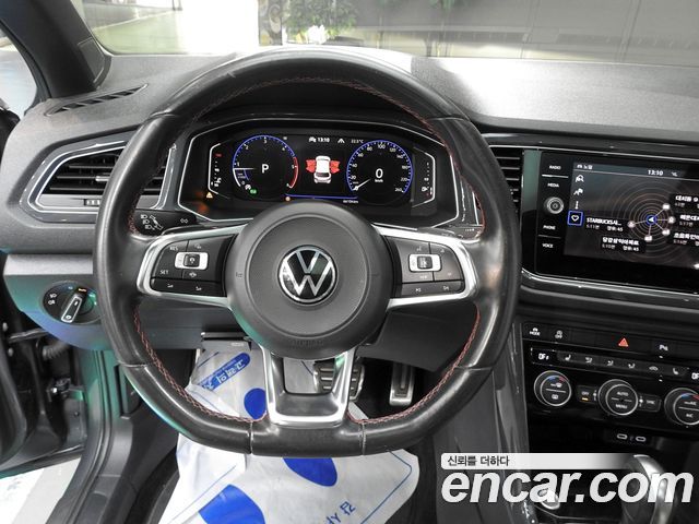 Volkswagen T-Roc 2021 — photo 15