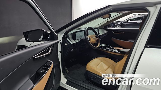 Kia EV6 2023 — photo 13