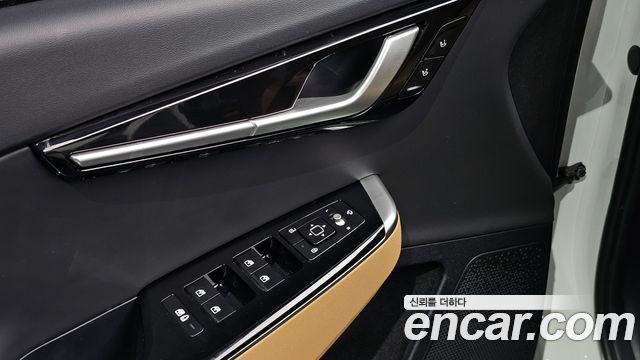 Kia EV6 2023 — photo 24