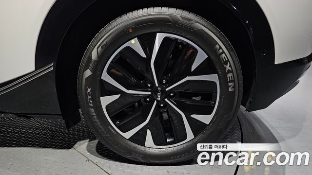 Kia EV6 2023 — photo 7