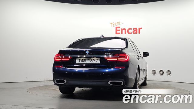 BMW 7-Series 2017 — photo 4