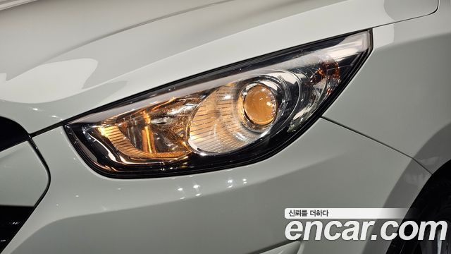Hyundai Tucson 2013 — photo 8