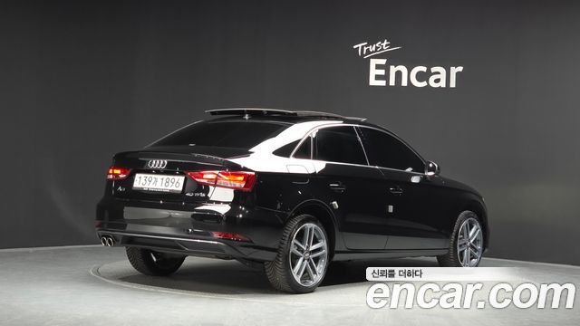 Audi A3 2020 — photo 2