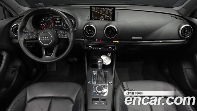 Audi A3 2020 — photo 10