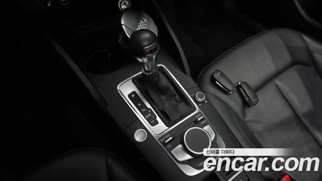 Audi A3 2020 — photo 12