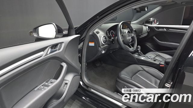 Audi A3 2020 — photo 13