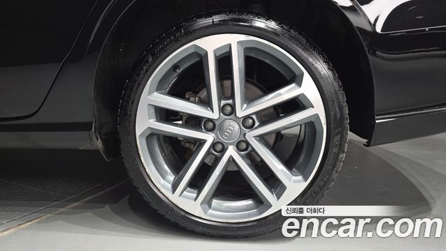 Audi A3 2020 — photo 7