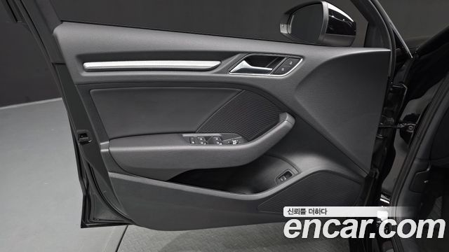 Audi A3 2020 — photo 14