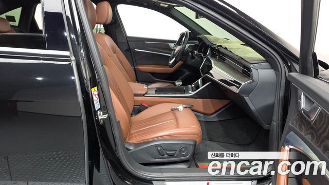 Audi A6 2020 — photo 11