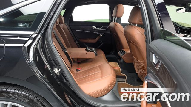 Audi A6 2020 — photo 12