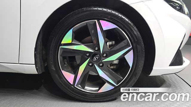 Hyundai AVANTE 2021 — photo 5