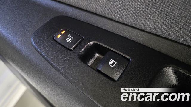 Hyundai AVANTE 2021 — photo 19