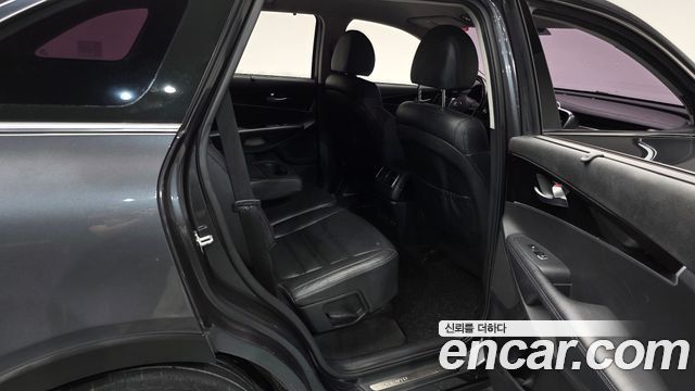 Kia Sorento 2018 — photo 18