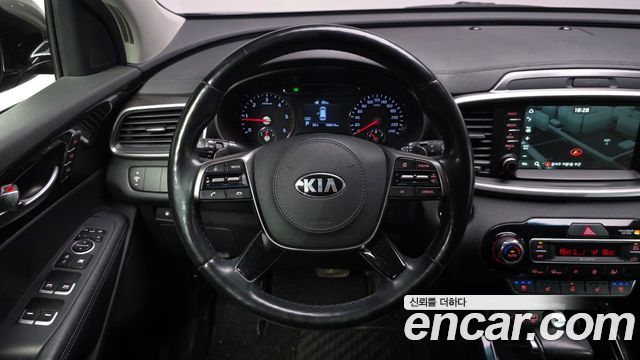 Kia Sorento 2018 — photo 19