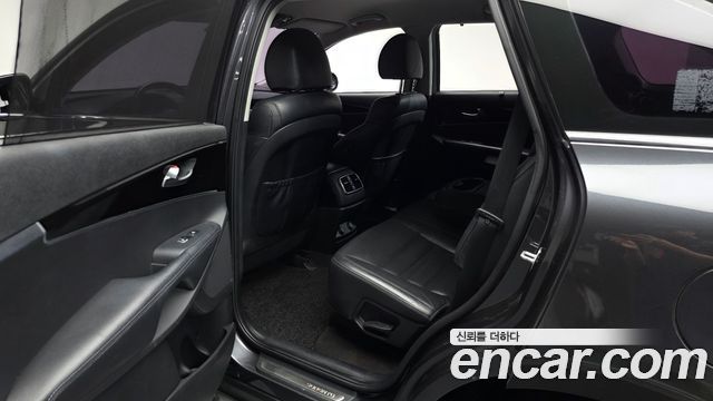 Kia Sorento 2018 — photo 16
