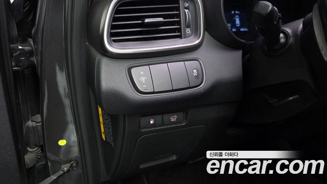 Kia Sorento 2018 — photo 27