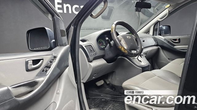 Hyundai Starex 2010 — photo 10