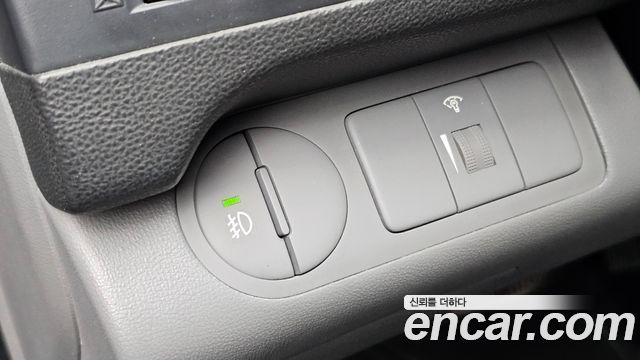 Hyundai Starex 2010 — photo 18