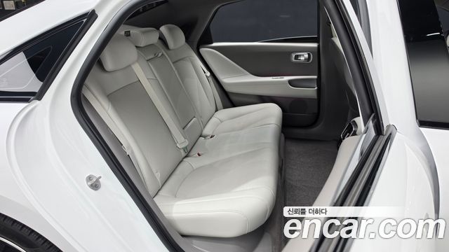 Hyundai Ioniq6 2023 — photo 18