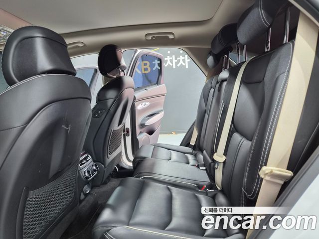 Genesis GV70 2022 — photo 9