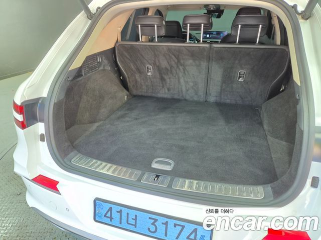 Genesis GV70 2022 — photo 10