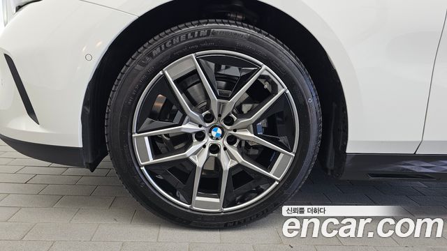 BMW 5-Series 2026 — photo 5