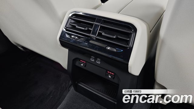 BMW 5-Series 2026 — photo 19