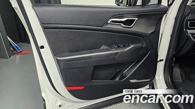 Kia Sportage 2023 — photo 14