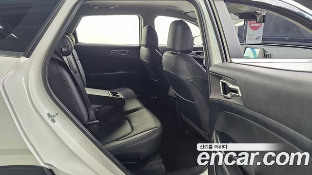 Kia Sportage 2023 — photo 27