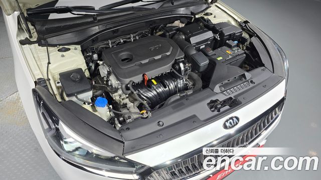 Kia K7 2017 — photo 6