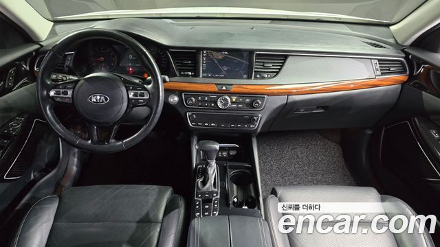 Kia K7 2017 — photo 10