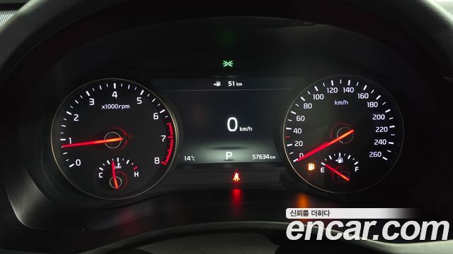 Kia K7 2017 — photo 11