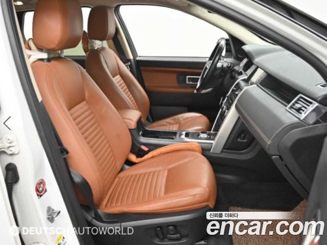 Land Rover Discovery Sport 2016 — photo 10