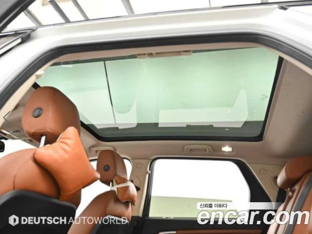 Land Rover Discovery Sport 2016 — photo 18