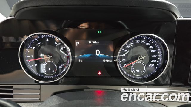 Hyundai Grandeur 2022 — photo 11