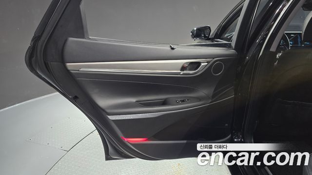 Hyundai Grandeur 2022 — photo 15