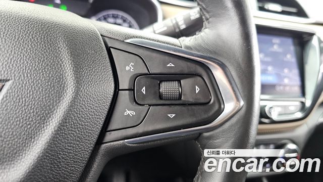 Chevrolet Korea Trailblazer 2022 — photo 16
