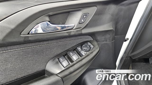 Chevrolet Korea Trailblazer 2022 — photo 28