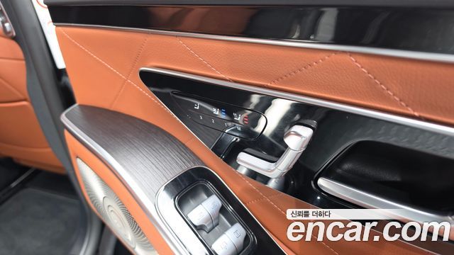 Mercedes-Benz S-Class 2022 — photo 30