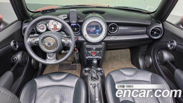 Mini Cooper Convertible 2012 — photo 7