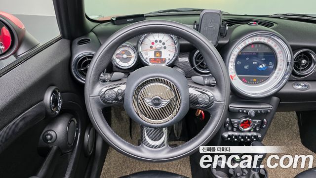 Mini Cooper Convertible 2012 — photo 13
