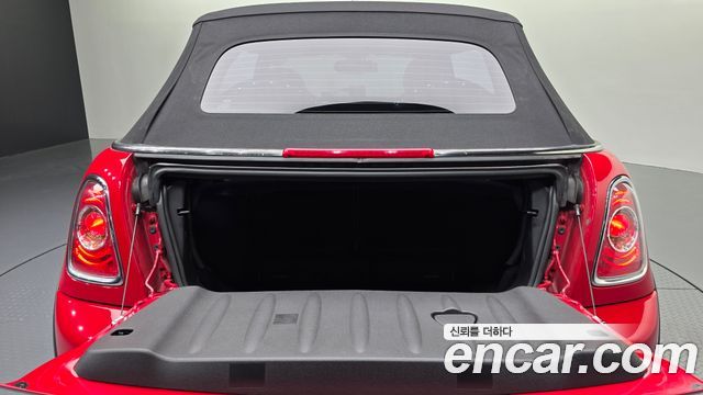 Mini Cooper Convertible 2012 — photo 20