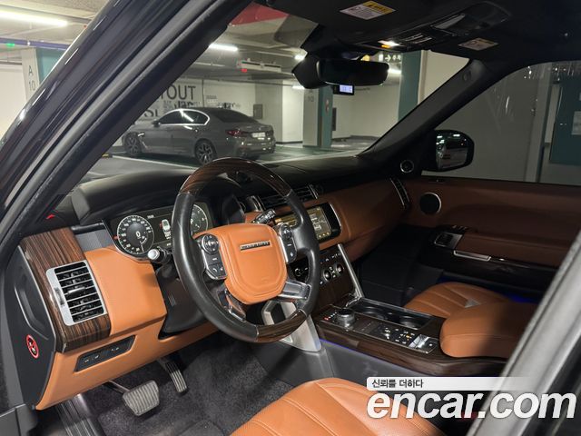 Land Rover Range Rover 2017 — photo 8
