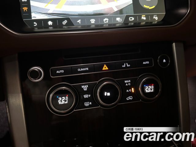 Land Rover Range Rover 2017 — photo 14