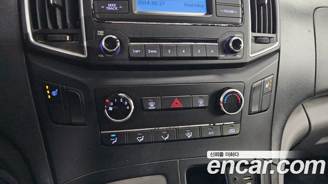 Hyundai Starex 2017 — photo 17