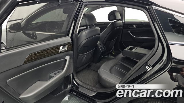 Hyundai Sonata 2016 — photo 18