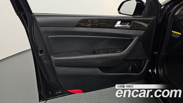 Hyundai Sonata 2016 — photo 14