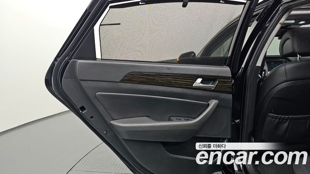 Hyundai Sonata 2016 — photo 15